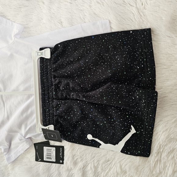 Jordan 4T Boys Two Piece Set NEW - Picture 4 of 6